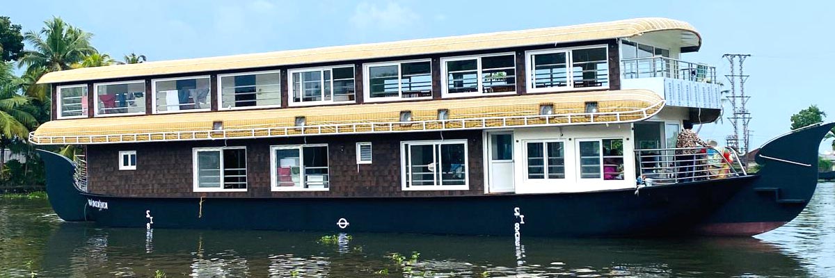 Five Bedroom Houseboat